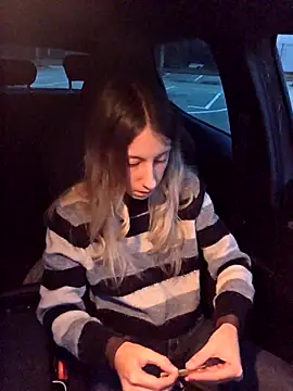 PetiteSecrets online show from December 19, 2025, 4:53 pm