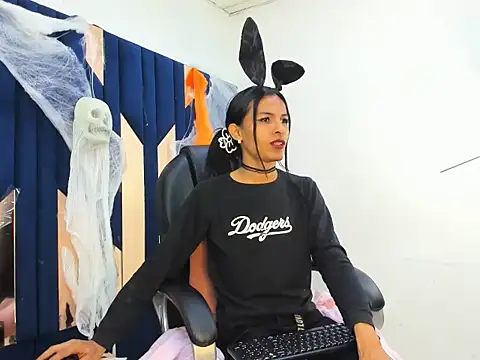 Snapshot of Aisha_hotts777 chatting on November 1, 2025, 11:09 pm Aisha hotts777 online show from November 1, 2025, 11:09 pm