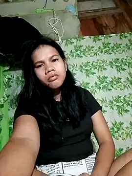 Extrahot10 online show from September 23, 2025, 6:48 pm