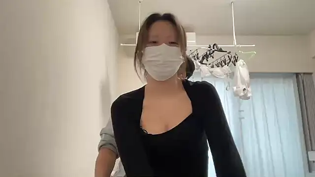 reon reonreon online show from November 18, 2025, 5:00 am