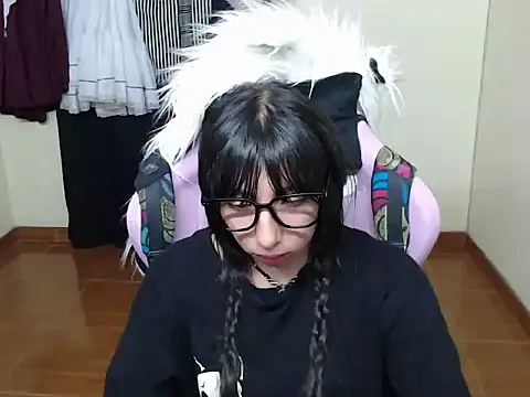 ScarlettShirahoshi online show from December 13, 2025, 11:11 pm