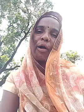 Pinky12A online show from October 7, 2025, 7:20 am