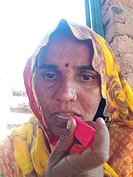 Pinky12A online show from November 12, 2025, 5:11 am