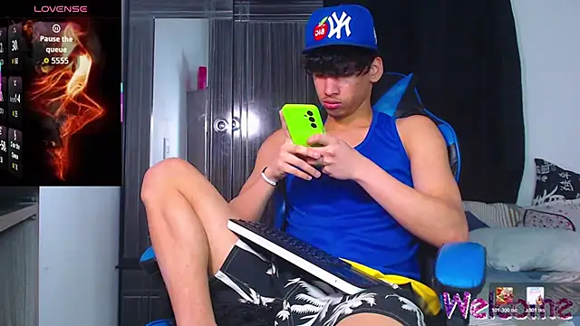 Snapshot of Gael_Jones chatting on January 13, 2026, 5:55 am Gael Jones online show from January 13, 2026, 5:55 am