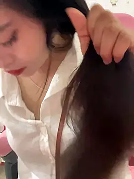 Lissa xinh09 online show from October 27, 2025, 1:34 pm