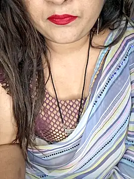 indian-hotmilfs online show from February 11, 2026, 5:35 pm