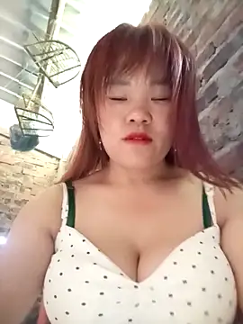 sukabae00 online show from September 20, 2025, 2:05 am