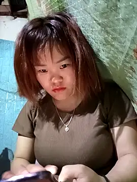 sukabae00 online show from February 19, 2026, 6:49 pm