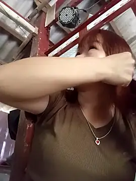 sukabae00 online show from October 7, 2025, 3:40 am