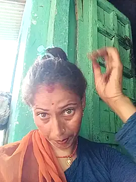 Snapshot of Arti13A chatting on July 2, 2026, 1:39 am Arti13A online show from July 2, 2026, 1:39 am
