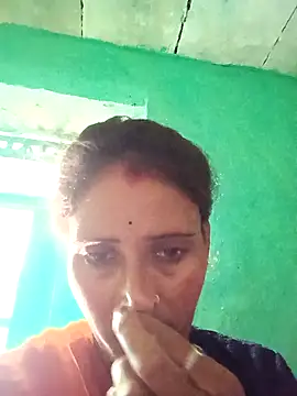 Snapshot of Arti13A chatting on May 19, 2026, 6:31 am Arti13A online show from May 19, 2026, 6:31 am