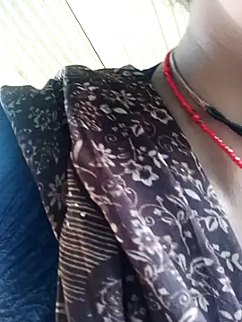 Snapshot of Arti13A chatting on February 10, 2026, 3:49 am Arti13A online show from February 10, 2026, 3:49 am