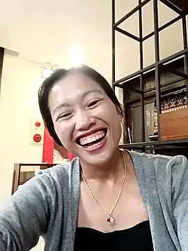 hongtay 123 online show from September 14, 2025, 2:39 pm