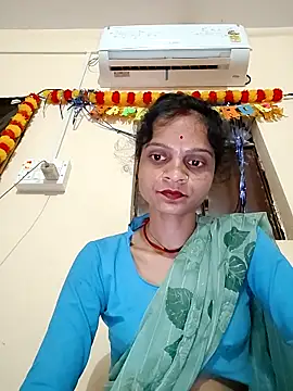 Sonam dhakad online show from October 13, 2025, 7:48 pm