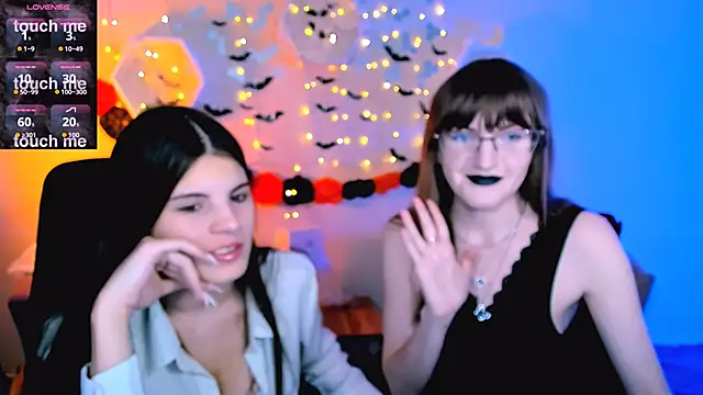 lizzie boom online show from October 26, 2025, 8:09 pm