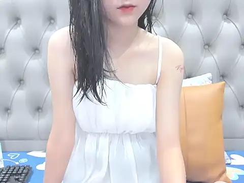  ly   online show from October 6, 2025, 4:19 pm