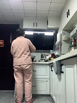 Snapshot of cgooh-611 chatting on February 14, 2026, 9:42 am cgooh-611 online show from February 14, 2026, 9:42 am