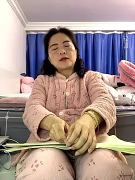 Snapshot of cgooh-611 chatting on January 13, 2026, 5:11 am cgooh-611 online show from January 13, 2026, 5:11 am