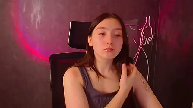 ScarlettVibe  online show from September 30, 2025, 5:35 am
