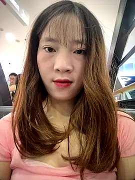 littleqiu online show from September 10, 2025, 8:24 am