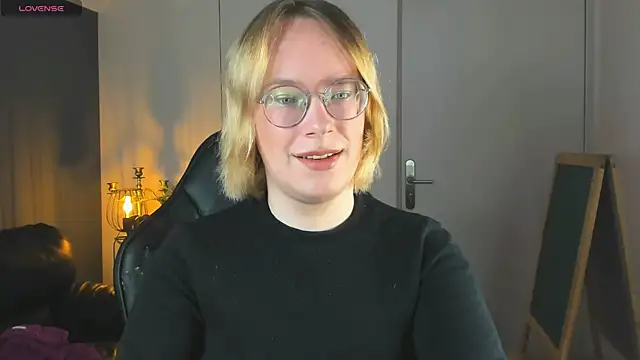 Snapshot of Amanda_Butlerr chatting on October 31, 2025, 12:46 pm Amanda Butlerr online show from October 31, 2025, 12:46 pm