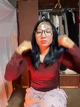 AAANINE22 online show from October 15, 2025, 12:57 pm