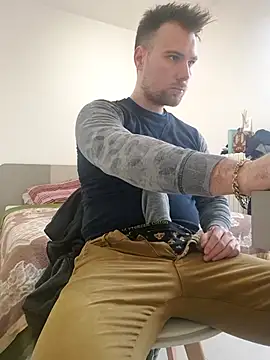 mrlyuis online show from January 15, 2026, 11:02 am