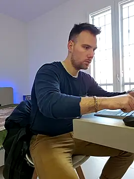 mrlyuis online show from January 8, 2026, 11:49 am