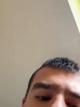 Snapshot of pussyhunter323557 chatting on November 1, 2025, 2:22 pm pussyhunter323557 online show from November 1, 2025, 2:22 pm