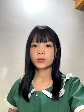 thaoyeuuu online show from October 12, 2025, 1:01 pm