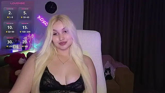 Snapshot of adrelaxina chatting on May 12, 2026, 8:04 pm adrelaxina online show from May 12, 2026, 8:04 pm
