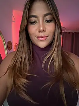 Snapshot of MegannHills chatting on September 27, 2025, 6:14 pm MegannHills online show from September 27, 2025, 6:14 pm
