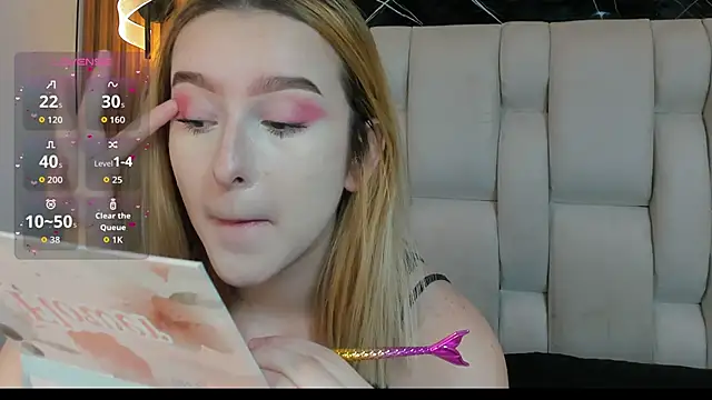 kristal joi dl online show from November 11, 2025, 12:33 pm