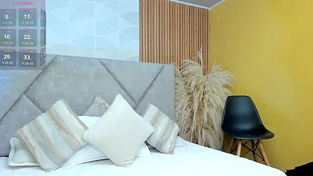 Snapshot of Brunnette_Sensation chatting on February 25, 2026, 6:41 pm Brunnette Sensation online show from February 25, 2026, 6:41 pm