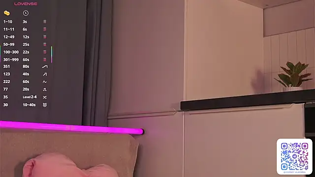 FrankForss online show from October 13, 2025, 4:03 am