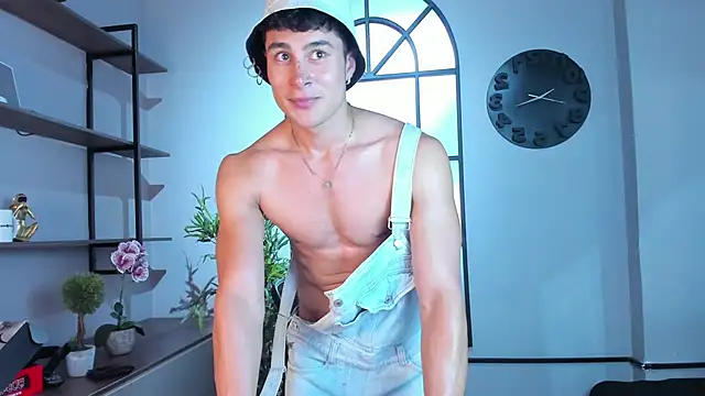 AustinJones  online show from February 23, 2026, 7:47 pm