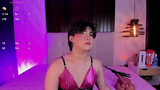 Snapshot of Creamy_Angelo chatting on November 27, 2025, 8:31 pm Creamy Angelo online show from November 27, 2025, 8:31 pm