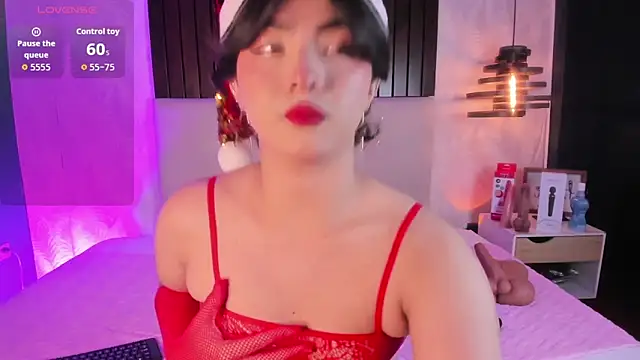 Snapshot of Creamy_Angelo chatting on December 3, 2025, 2:56 am Creamy Angelo online show from December 3, 2025, 2:56 am