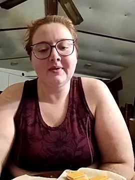 XEmoxkittyx online show from February 26, 2026, 12:21 am