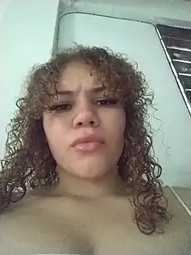 SirenRouge 69 online show from January 9, 2026, 7:43 pm