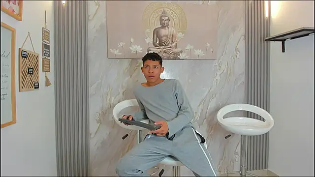 Snapshot of BEAUTY_BOYS1 chatting on January 8, 2026, 7:25 am BEAUTY BOYS1 online show from January 8, 2026, 7:25 am