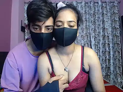 Snapshot of sexy_piyaai chatting on October 3, 2025, 8:21 pm sexy piyaai online show from October 3, 2025, 8:21 pm