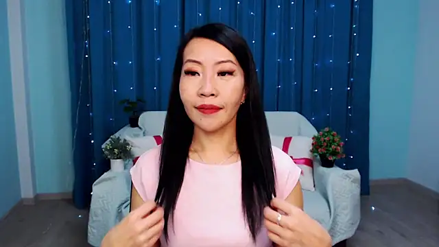 LiaPak online show from November 4, 2025, 12:58 am