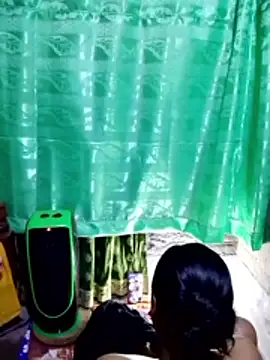 Snapshot of Mistompa24 chatting on November 30, 2025, 3:35 pm Mistompa24 online show from November 30, 2025, 3:35 pm