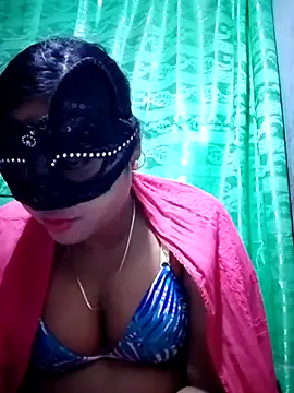 Snapshot of Mistompa24 chatting on November 13, 2025, 5:06 pm Mistompa24 online show from November 13, 2025, 5:06 pm