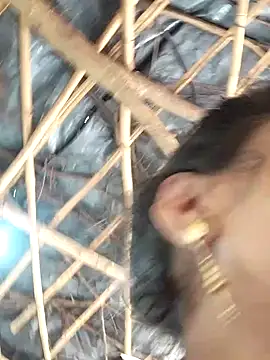 Rakhi j online show from February 3, 2026, 4:32 am