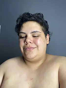 Hailey Curvy online show from July 28, 2026, 3:14 am