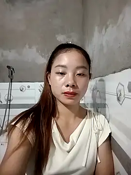 milo123-xx online show from October 4, 2025, 3:46 pm