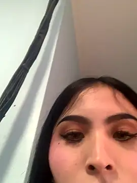 Baby girl6969 online show from November 16, 2025, 7:35 am
