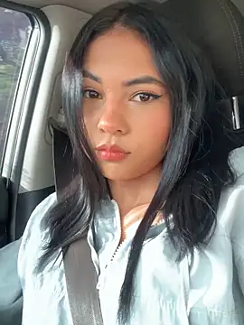 Snapshot of AlinnaRosee_ chatting on September 10, 2025, 12:37 pm AlinnaRosee online show from September 10, 2025, 12:37 pm